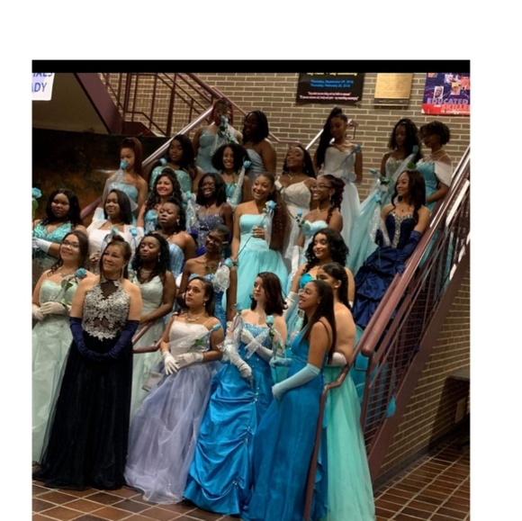 Meet your Posher, DevotedDivasBoutique - Picture 5 of 5